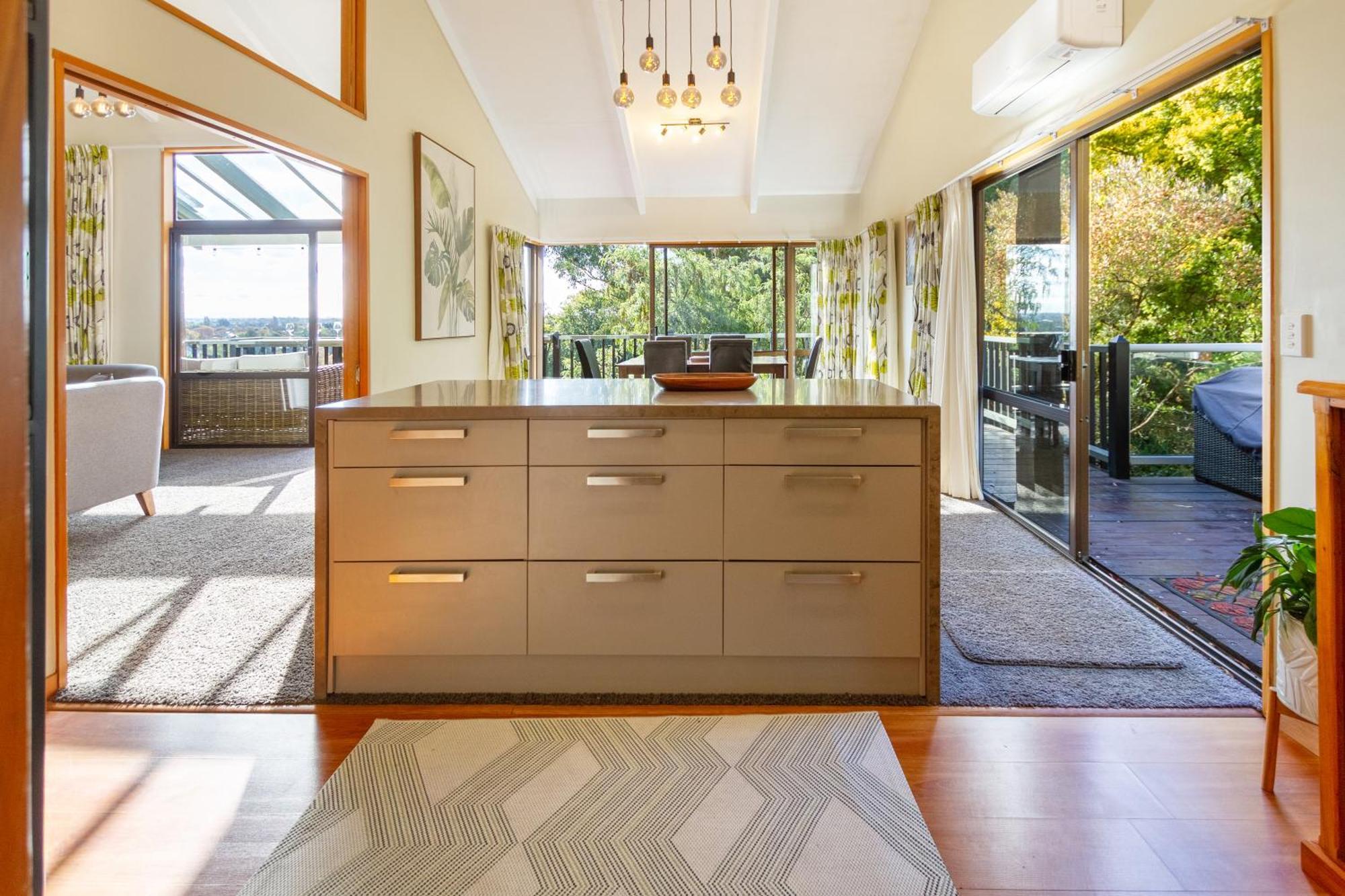 Sherwood Lodge 4-Bedroom Holiday Home With Spectacular Views Christchurch Bagian luar foto