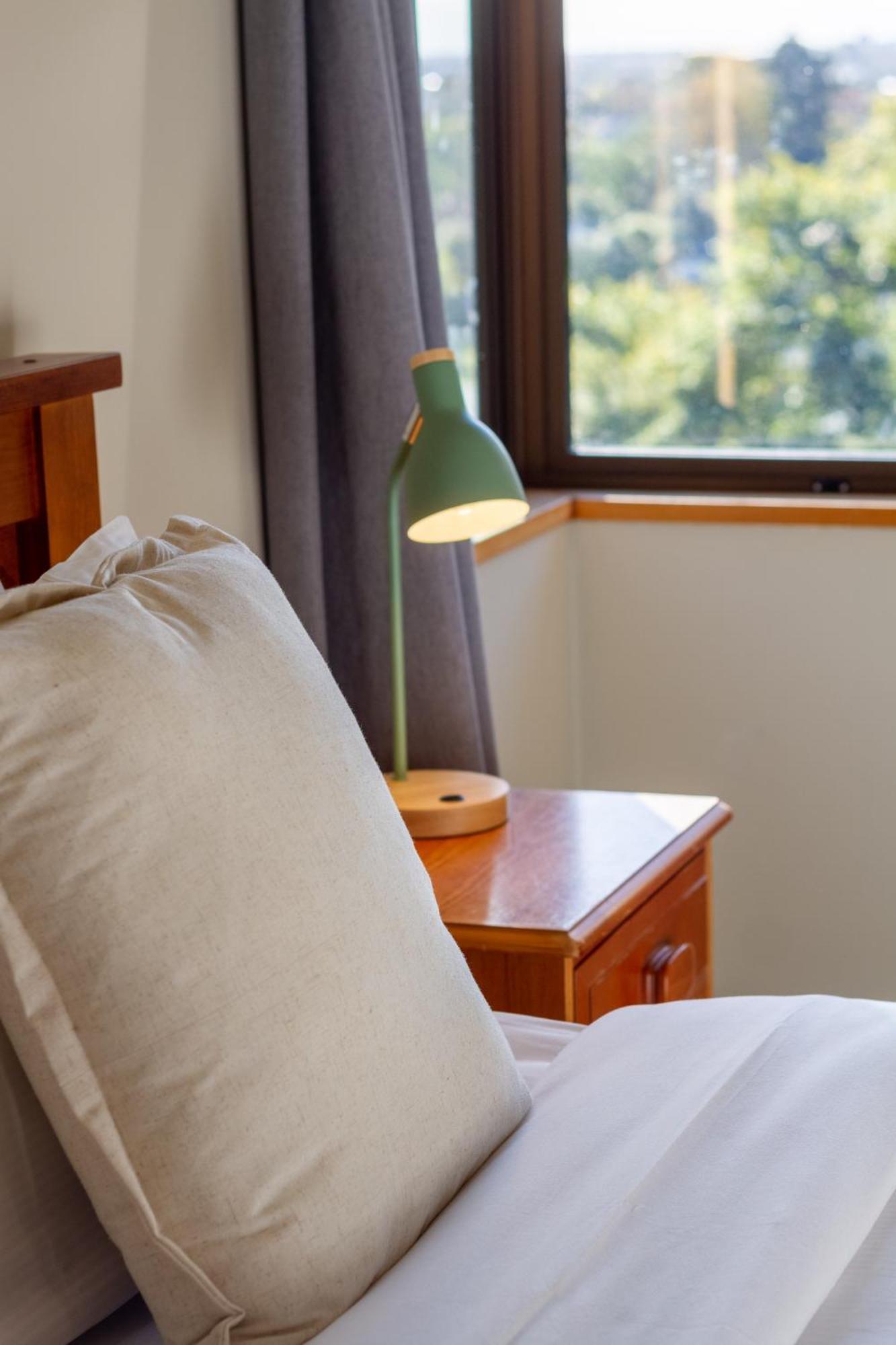 Sherwood Lodge 4-Bedroom Holiday Home With Spectacular Views Christchurch Bagian luar foto